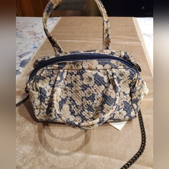 Small leather bag,purse - Picture 2 of 5